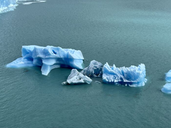 1B354C11-ECFD-45AE-A981-830C1BAB08D2